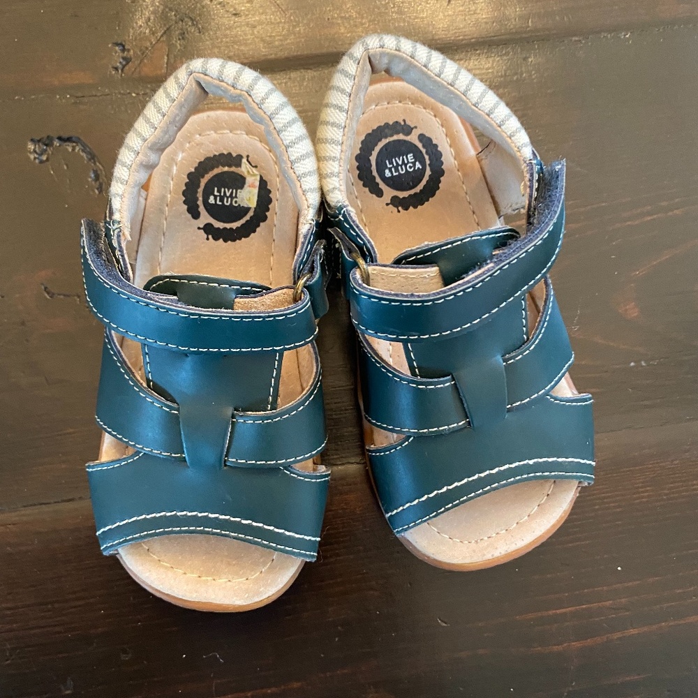Livie and Luca sandals size 8